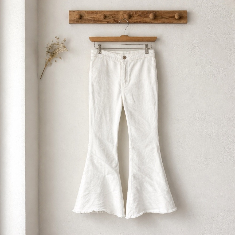 Anna-Kaci White High Waisted Bell Bottom Flare Jeans Raw Hem Size‎ M YBA0171OFF